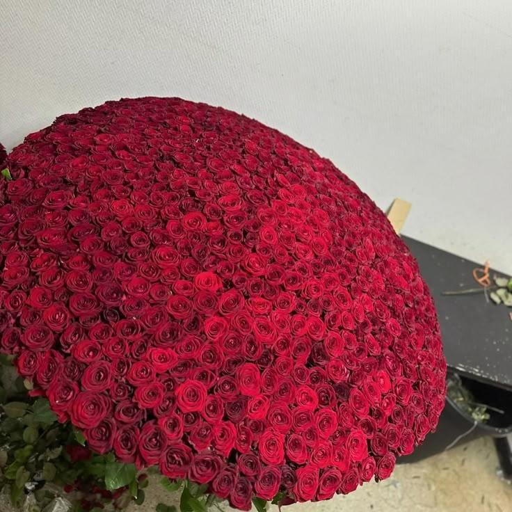 PocketHorizonCabin workshop space where corporate flower arrangements are designed and prepared for business delivery